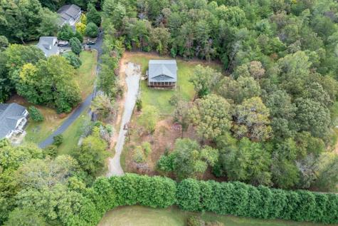 7450 Hooper Cove Road Young Harris GA 30582