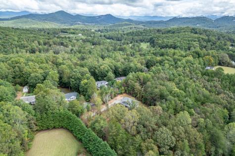 7450 Hooper Cove Road Young Harris GA 30582