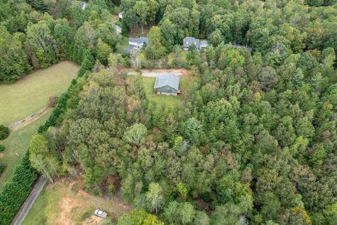 7450 Hooper Cove Road Young Harris GA 30582