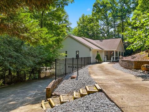 5 W Muller Lane East Ellijay GA 30540