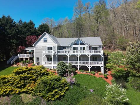 255 Ash Branch Circle Hayesville NC 28904