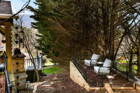 255 Ash Branch Circle Hayesville NC 28904