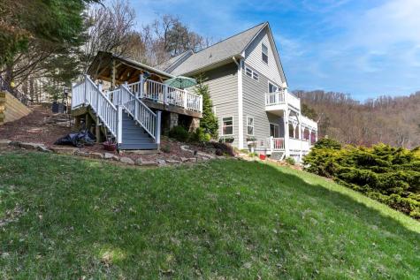 255 Ash Branch Circle Hayesville NC 28904