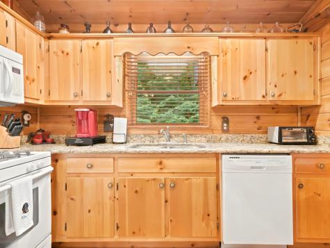 151 Hatchet Trail Cherry Log GA 30522