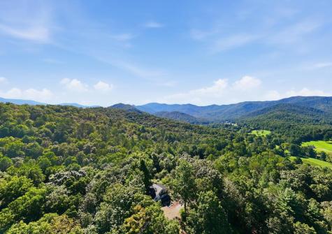 289 Bethabara Way Hayesville NC 28904