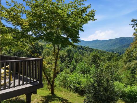 289 Bethabara Way Hayesville NC 28904