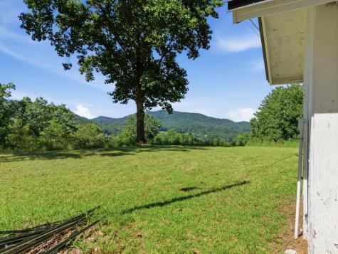 289 Bethabara Way Hayesville NC 28904
