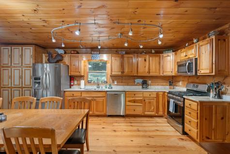 93 Amy Lane Ellijay GA 30540