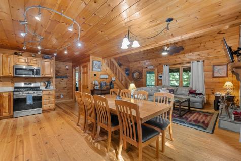 93 Amy Lane Ellijay GA 30540