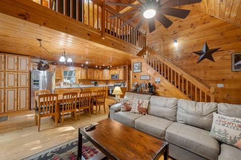 93 Amy Lane Ellijay GA 30540