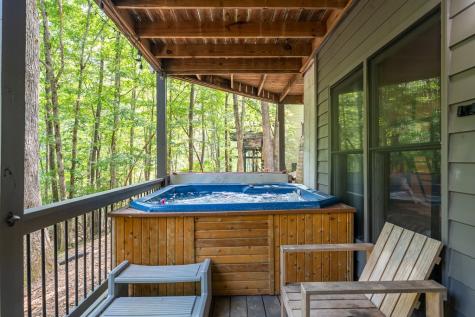 93 Amy Lane Ellijay GA 30540