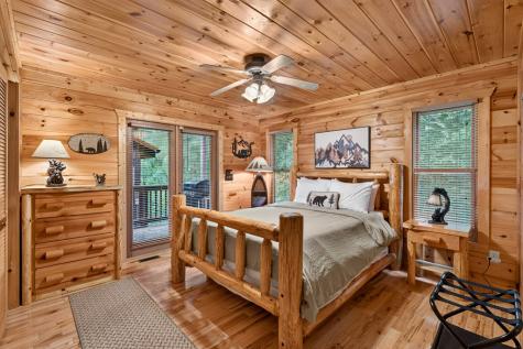 573 Weaver Creek Way Blue Ridge GA 30513