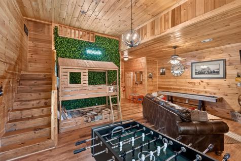 573 Weaver Creek Way Blue Ridge GA 30513