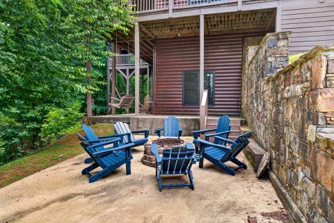 573 Weaver Creek Way Blue Ridge GA 30513