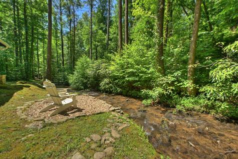 280 Serenity Place Ellijay GA 30540