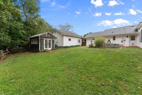 291 Logans Ridge Cleveland GA 30528