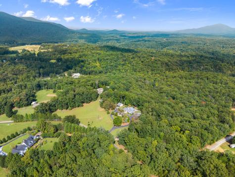 291 Logans Ridge Cleveland GA 30528