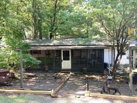 4423 Rock Creek Road Hiawassee GA 30546