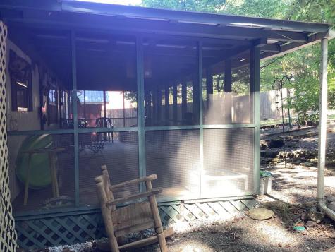 4423 Rock Creek Road Hiawassee GA 30546