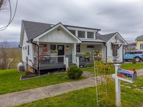 101 Mill Street Hayesville NC 28904