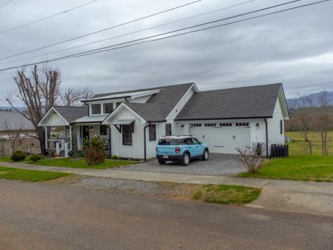 101 Mill Street Hayesville NC 28904