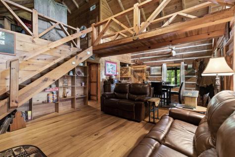 21 Mountain View Trail Cherry Log GA 30572