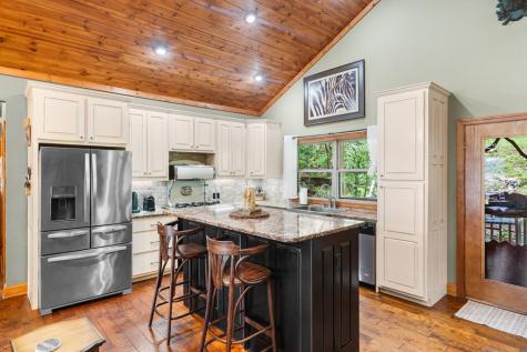 85 Buena Vista Drive Hayesville NC 28904