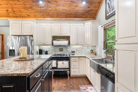 85 Buena Vista Drive Hayesville NC 28904