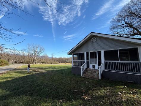 4357 Fairview Road Andrews NC 28901