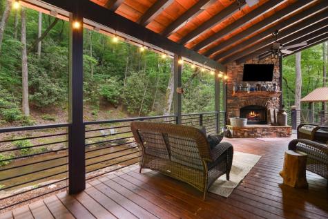 17 Emmaus Walk Blue Ridge GA 30513