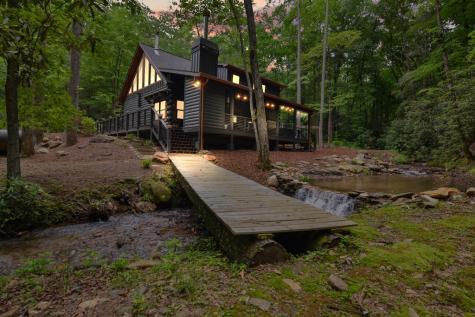 17 Emmaus Walk Blue Ridge GA 30513