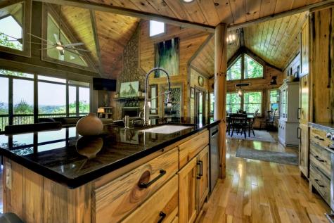 46 Cochise Road Blue Ridge GA 30513