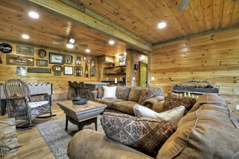 46 Cochise Road Blue Ridge GA 30513