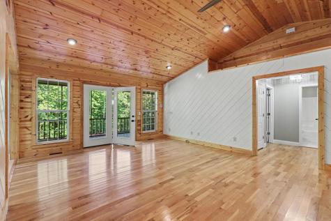 1105 Henson Road Hiawassee GA 30546