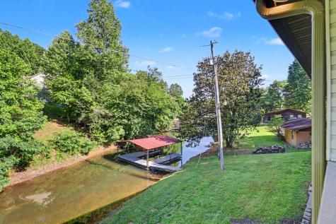 1105 Henson Road Hiawassee GA 30546