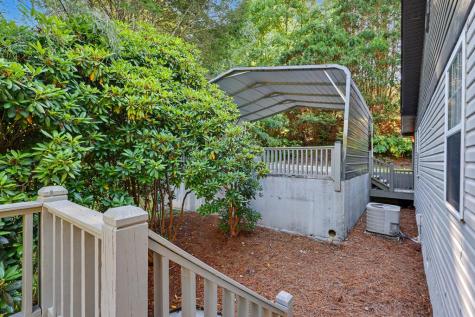 1105 Henson Road Hiawassee GA 30546