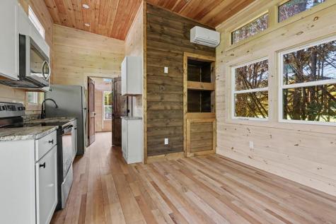 1105 Henson Road Hiawassee GA 30546