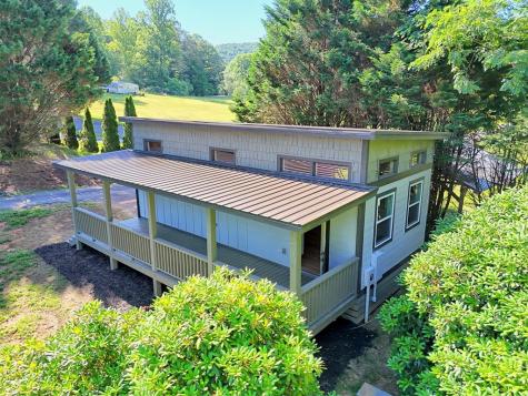 1105 Henson Road Hiawassee GA 30546