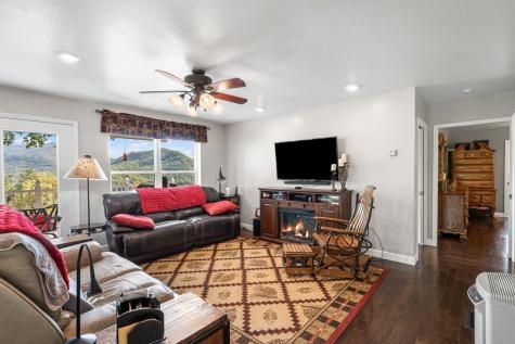 619 Pounding Mill Loop Hayesville NC 28904