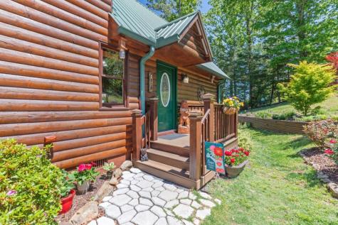 1055 Carolina Fox Circle Murphy NC 28906