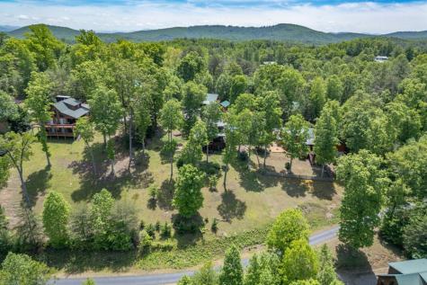 1055 Carolina Fox Circle Murphy NC 28906