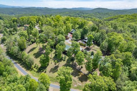 1055 Carolina Fox Circle Murphy NC 28906