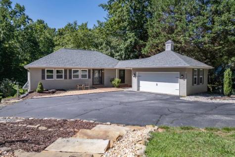 527 Pinebrook Drive Blairsville GA 30512