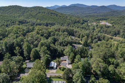 527 Pinebrook Drive Blairsville GA 30512