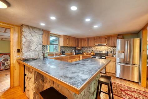 521 Sunnyside Road Hiawassee GA 30546