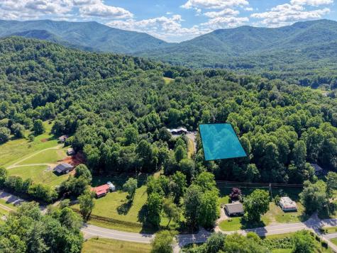 521 Sunnyside Road Hiawassee GA 30546