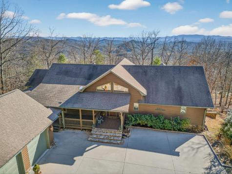 200 Twelve Oaks Drive Murphy NC 28906