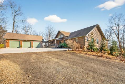 200 Twelve Oaks Drive Murphy NC 28906