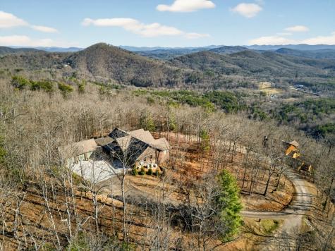 200 Twelve Oaks Drive Murphy NC 28906
