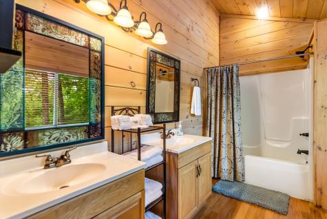 661 Evergreen Lane Mineral Bluff GA 30559